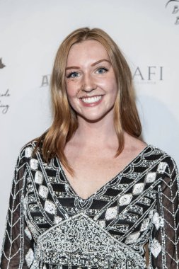 Jasmine Haver, B.R.O.K.E.N Kodu B.I.R.D Geçiş Oyunu 'na katılıyor. S. Feury Tiyatrosu, Los Angeles' a 16 Kasım 2019 'da varıyor.