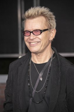 Billy Idol 24 Ekim 2019 'da TCL Çin Tiyatrosu' nda Netflix 'in Los Angeles Premiere' ine katılır.