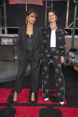 Mati Diop, Judith Lou Levy 24 Ekim 2019 'da Hollywood' daki TCL Çin Tiyatrosu 'nda Netflix' in 