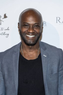 Sammi Rotibi, B.R.O.K.E.N Kodu B.I.R.D Geçiş Oyunu 'na katılıyor. S. Feury Tiyatrosu, Los Angeles' a 16 Kasım 2019 'da varıyor.