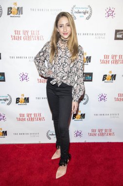 Ava Kolker 14 Aralık 2019 'da Hollywood' daki TCL Tiyatrosu 'nda 