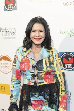 Maria Conchita Alonso 22 Şubat 2019 'da Waldorf Astoria Hotel, Beverly Hills, CA' da Rafi 'nin Seçme Hediye Suiti ve Konseri' ne katıldı.