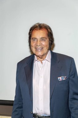 Engelbert Humperdinck, 20 Eylül 2019 'da Van Nuys, CA' da Hollywood Medya Profesyonelleri Onur Listesi 'ne katılıyor.