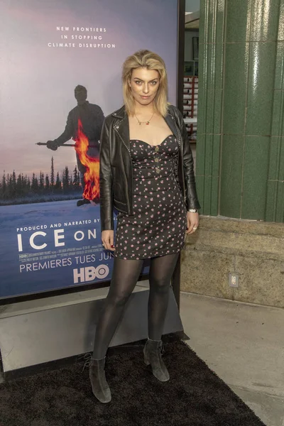 Lola Lennox Παρακολουθεί Ντοκιμαντέρ Του Hbo Ice Fire Los Angeles — Φωτογραφία Αρχείου