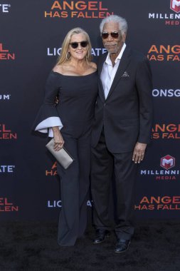 Lori McCreary, Morgan Freeman 20 Ağustos 2019 'da Westwood Regency Village Theatre' da Lion 'un 