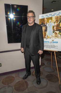 Tom Arnold, 10 Eylül 2019 'da Beverly Hills, Kaliforniya' daki Laemmle Music Hall 'da 