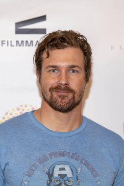 13 Temmuz 2019 'da Reald, Beverly Hills, CA' de Los Angeles Premiere 'e katılıyor.