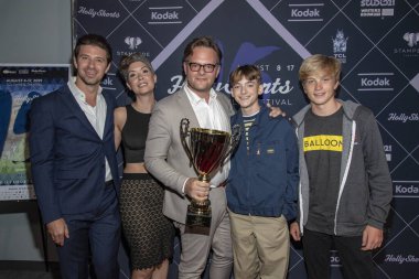 17 Ağustos 2019 'da Harmony Gold Theater, Los Angeles' ta 15. Yıllık HollyShorts Film Festivali Kapanış Gecesi 'ne katıldı.