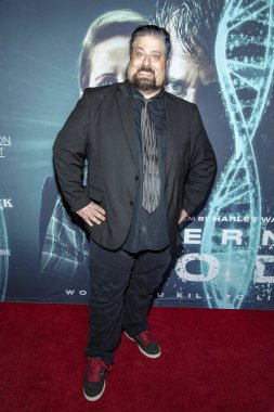 4 Eylül 2019 'da TCL Çin Tiyatrosu 6, Hollywood, CA' da Eternal Code World Premiere 'e katıldı. 