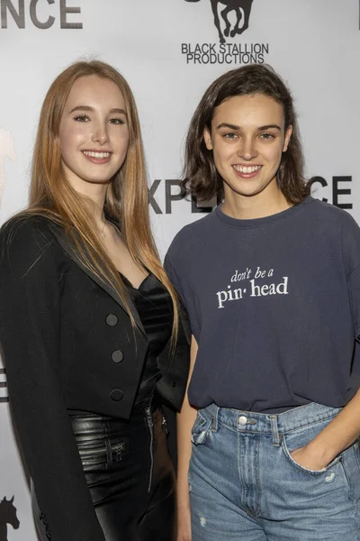 Alisson Kove Ava Capri Παρακολουθεί Experience Los Angeles Premiere Στο — Φωτογραφία Αρχείου