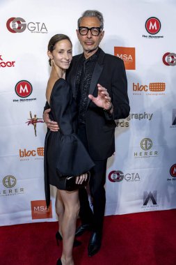 Jeff ve Emilie Goldblum, 23 Ekim 2018 'de Şaban Tiyatrosu, Beverly Hills, Kaliforniya' da düzenlenen 8. Dünya Koreografi Ödüllerine katıldılar.