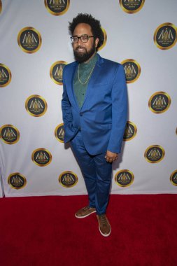 Diallo Riddle, 20 Kasım 2019 'da Avalon Hollywood, CA' da Hollywood Müzik Ödülleri 'ne katıldı.