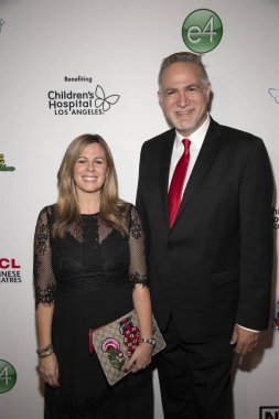 Clare Bateman-King ve David Baxter 18 Aralık 2019 'da Los Angeles' taki The Study, Hollywood, CA 'da düzenlenen 4..