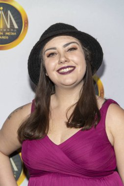 Amanda McCarthy, 20 Kasım 2019 'da Avalon Hollywood' da Hollywood Medya Ödülleri 'ne katılıyor.