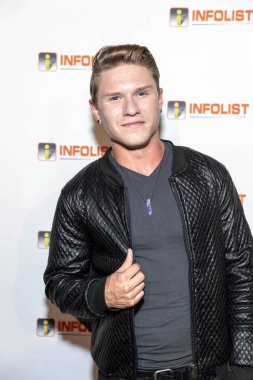 Joey Suarez, 12 Temmuz 2018 'de Hollywood, Kaliforniya' daki OHM Gece Kulübü 'nde 2018 Enfolist Öncesi Comic-Con Bash' e katıldı.