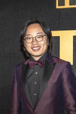 Jimmy O. Yang, 17 Eylül 2018 'de Los Angeles, Kaliforniya' daki The Plaza at the Pacific Design Center 'da verilen 70. Primetime Emmy Ödülleri' nin ardından HBOS Post Ödülleri törenine katılıyor.