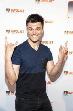 Kash Hovey, 12 Temmuz 2018 'de Hollywood, Kaliforniya' daki OHM Gece Kulübü 'nde 2018 Enfolist Öncesi Comic-Con Bash' e katıldı.