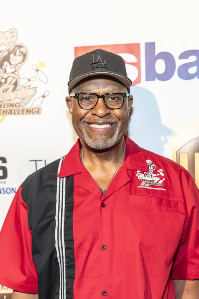James Pickens Attends Kiki Shepard Foundation 15Th Annual Celebrity Bowling — Stock Photo, Image