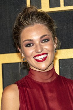 Lili Simmons, 17 Eylül 2018 'de Los Angeles' taki The Plaza at the Pacific Design Center, Kaliforniya 'daki 70. Primetime Emmy Ödülleri' nin ardından HBOS Post Ödül Töreni 'ne katılıyor.