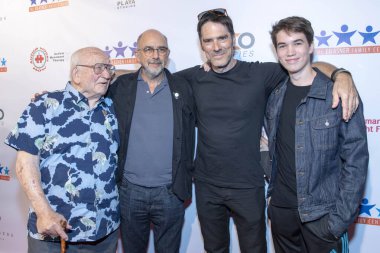 Ed Asner, Richard Schiff, Thomas Gibson, Travis Gibson, 8 Eylül 2018 'de PLAYA Studiyos, Culver City, Kaliforniya' da düzenlenen 6. Ed Asner & Friends Poker Turnuvası Ünlüler Gecesine katıldılar.
