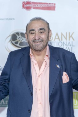 Ken Davitian, 9 Eylül 2018 'de Los Angeles Marriott Burbank Havalimanı Oteli' nde düzenlenen 10. Burbank Film Festivali 'nin Kapanış Gecesi' ne katıldı.