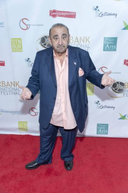 Ken Davitian, 9 Eylül 2018 'de Los Angeles Marriott Burbank Havalimanı Oteli' nde düzenlenen 10. Burbank Film Festivali 'nin Kapanış Gecesi' ne katıldı.