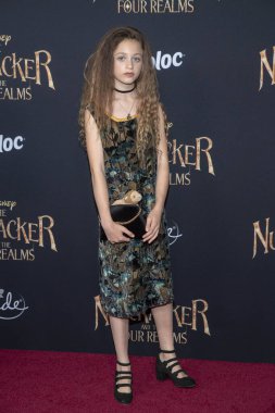 Sofia Rosinsky 29 Ekim 2018 'de Dolby Theater, Los Angeles, Kaliforniya' daki Disneys The Fındıkkıran ve Four Realms World Premiere konserine katıldı.