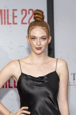 Larsen Thompson 9 Ağustos 2018 'de Los Angeles' taki The Regency Village Theatre, Los Angeles 'ta düzenlenen 