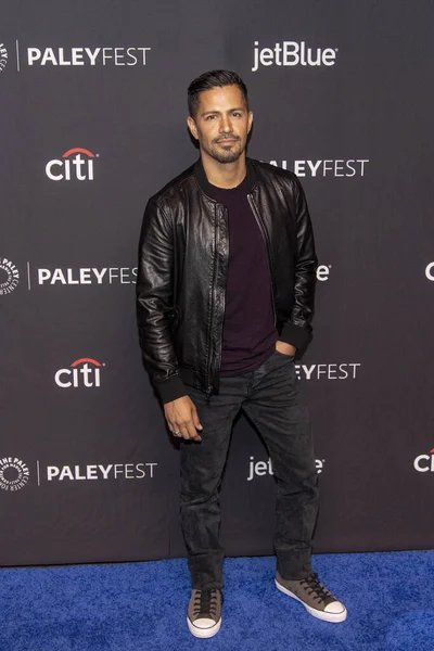 Jay Hernandez Går Paley Center Media 2019 Paleyfest Cbs Magnum – stockfoto