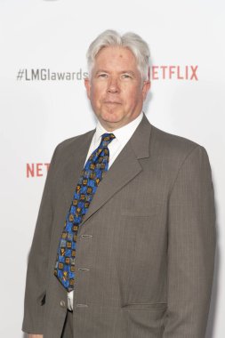 Geoffrey Smither 7 Nisan 2018 'de Alex Theatre, Glendale' de düzenlenen 5. Geleneksel Konum Yöneticileri Loncası Uluslararası Ödülleri 'ne katıldı.