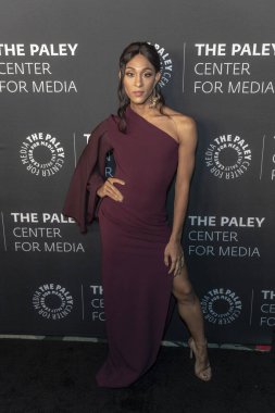 Mj Rodriquez Hollywood 'da Paley Honors' a katılıyor: Beverly Wilshire Hotel, Beverly Hills, Kaliforniya 'da 25 Ekim 2018' de Televizyonda Müziğe Bir Gala Haracı
