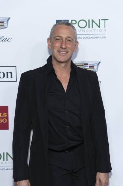 Adam Shankman, 13 Ekim 2018 'de Beverly Hilton Hotel, Kaliforniya' daki Los Angeles 2018 galasına katılıyor.