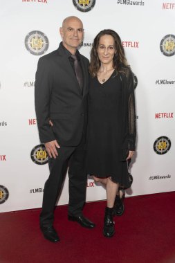 Allen Clark, Laeta Kalogridis 7 Nisan 2018 'de Alex Theatre, Glendale' de düzenlenen 5. Geleneksel Konum Yöneticileri Loncası Uluslararası Ödülleri 'ne katıldı.