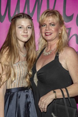 Rimea Kasprzak, 15 Haziran 2018 'de Los Angeles' taki Yüksek Görüş Kilisesi 'ndeki Çölyak Hastalıkları Vakfı yararına Jillian Estell' in Kırmızı Halı Doğum Günü Partisi 'ne katıldı.