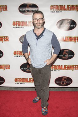 Monte Light 19 Eylül 2017, Los Angeles, Kaliforniya Laemmle North Hollywood 'da Jennifer Premiere' e katıldı.