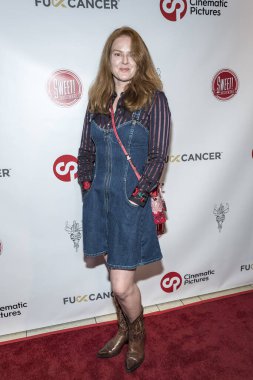 Laura Meakin kitap tanıtımına katılıyor. 2, 2 Aralık 2017 'de Los Angeles, Kaliforniya' daki Sinemacılar Grubu Galerisi 'nde.