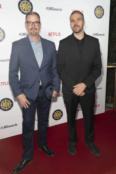 Wes Hogan, Kevin Dowling 7 Nisan 2018 'de Alex Theatre, Glendale' de düzenlenen 5. Geleneksel Konum Yöneticileri Birliği Uluslararası Ödülleri 'ne katıldı.