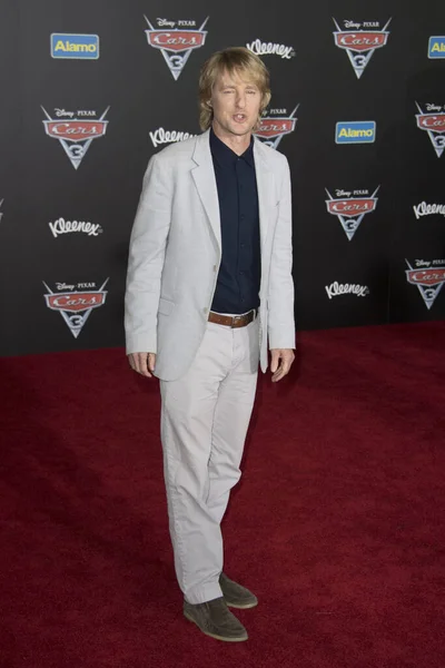 Owen Wilson Uczestniczy World Premier Disney Pixars Cars Anaheim Convention — Zdjęcie stockowe