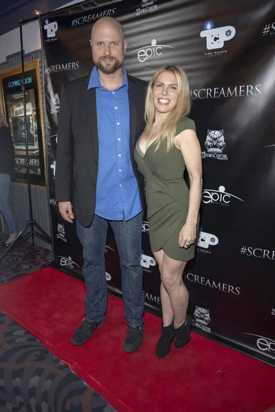 Matt Weinglass Alamada Karatih出席2018年4月12日在加利福尼亚州洛杉矶文蒂奇洛杉矶剧院举行的 Screamers 洛杉矶首映式 — 图库照片