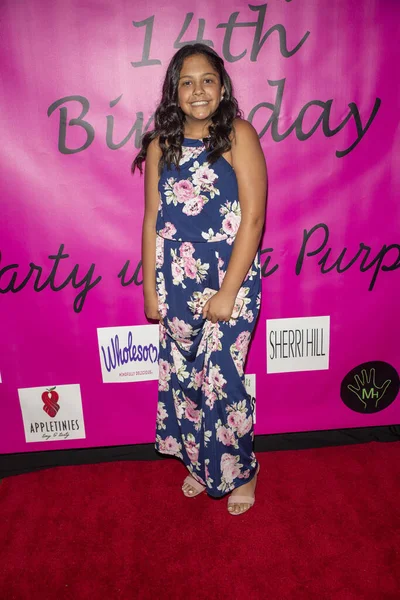Maya Ruano Nimmt Juni 2018 Jillian Estells Red Carpet Geburtstagsparty — Stockfoto