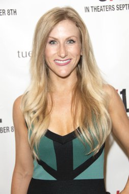 Meredith Dwyer, Los Angeles 'taki 9 / 11 prömiyerine 29 Ağustos 2017' de ACADEMYS LINWOOD DUNN TheATRE, Los Angeles, Kaliforniya 'da katıldı. 