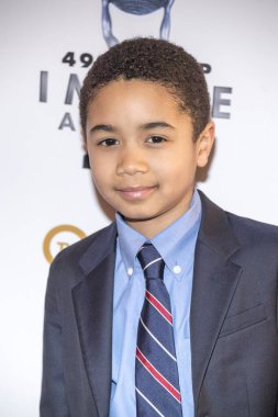 Ethan Hutchison, 14 Ocak 2018 'de Pasadena Konferans Binası' nda 49. NAACP Görüntü Ödülleri 'ne katılmıştır.