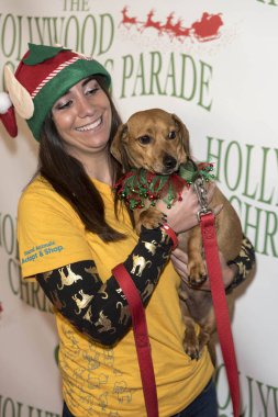 Cooper, 27 Kasım 2016 'da 85. Geleneksel Hollywood Noel Geçit Töreni' ne geliyor.. 