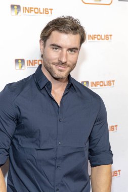 Christian Howard INFOList.com Kırmızı Halı Yeniden Başlatma Partisi ve Holiday Extravaganza 'ya katıldı! 5 Aralık 2018 'de Los Angeles, Kaliforniya' daki Mondrian Oteli 'nde.