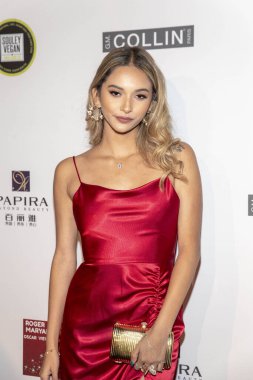 Karina Rae, 24 Şubat 2019 'da Los Angeles, Kaliforniya' daki The Hollywood Palladium 'da verilen 4. Geleneksel Roger Neal Oscar Ödül Töreni' ne katılıyor.