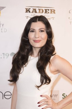 Celeste Thorson, Los Angeles 'taki Millennium Biltmore Oteli' nde 25 Şubat 2017 'de Akademi Ödülleri' ni onurlandıran 2017 Lüks Lüks Hediye Süiti 'ne katıldı.. 