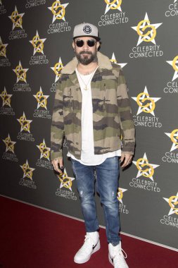 AJ Mclean, 6 Mayıs 2017 'de W Hotel Hollywood, Los Angeles CA' da MTV Film ve TV Ödülleri 'ni onurlandıran Ünlüler Bağlı Lüks Hediye Suiti' ne katıldı.. 