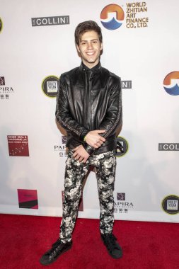 Lofton Shaw, 24 Şubat 2019 'da Los Angeles, Kaliforniya' daki The Hollywood Palladium 'da verilen 4. Geleneksel Roger Neal Oscar Ödül Töreni' ne katılıyor.