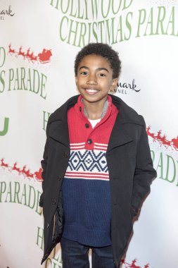 Miles Brown, 27 Kasım 2016 'da 85. Geleneksel Hollywood Noel Geçit Töreni' ne geliyor.. 