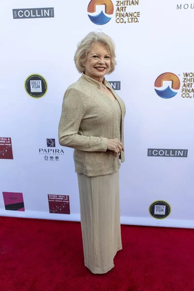 Kathy Garver Assiste Gala Annuel Roger Neal Oscar Viewing Dinner — Photo